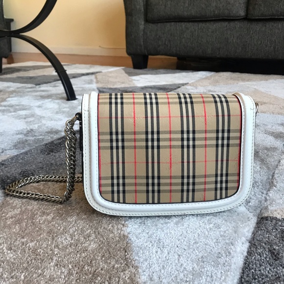 Authentic Burberry Link Shoulder Bag - Picture 15 of 16
